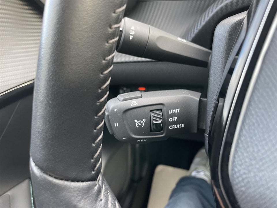 Peugeot 208 1,2 PureTech 100 Allure Pack 5d