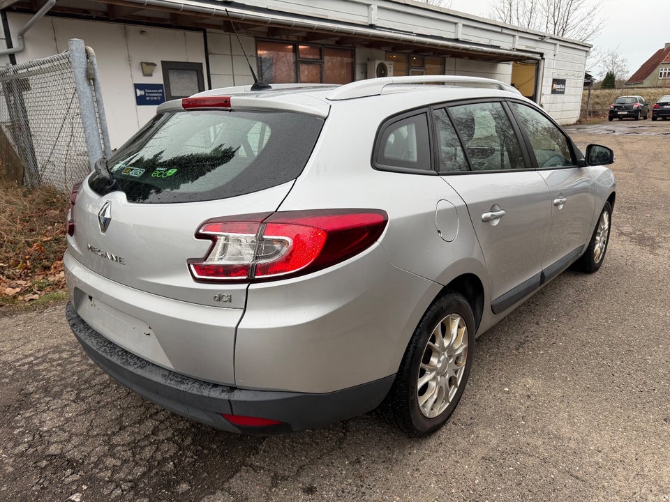 Renault Megane III 1,5 dCi 110 Dynamique Sport Tourer 5d