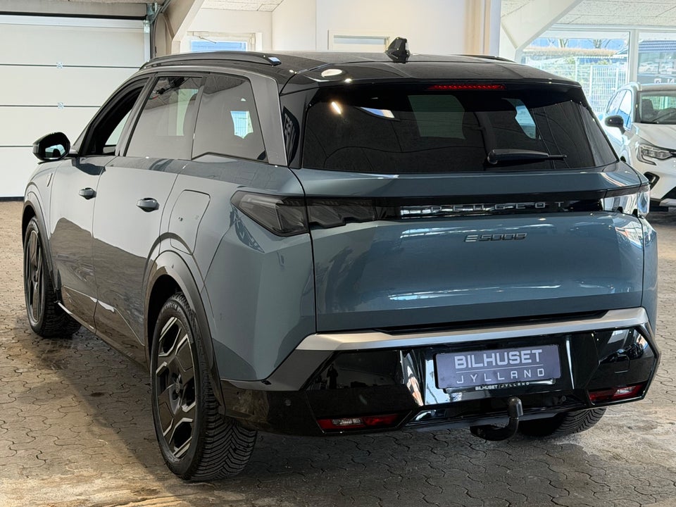 Peugeot e-5008 77 GT Pack 7prs 5d