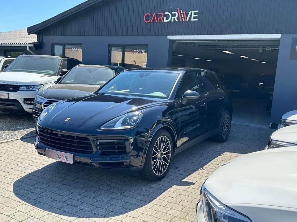 Porsche Cayenne 3,0 Tiptr. 5d