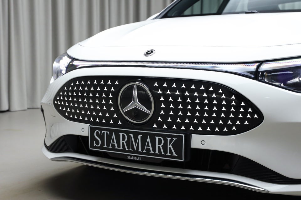 Mercedes CLA250+ EQ Progressive 4d