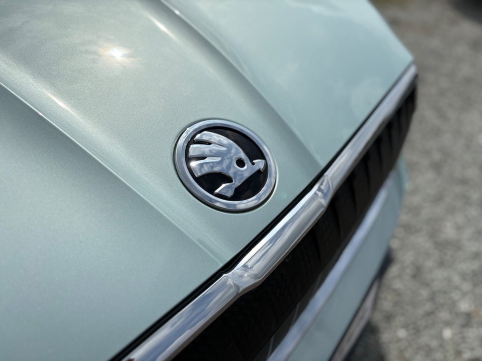 Skoda Enyaq 60 iV Plus 5d