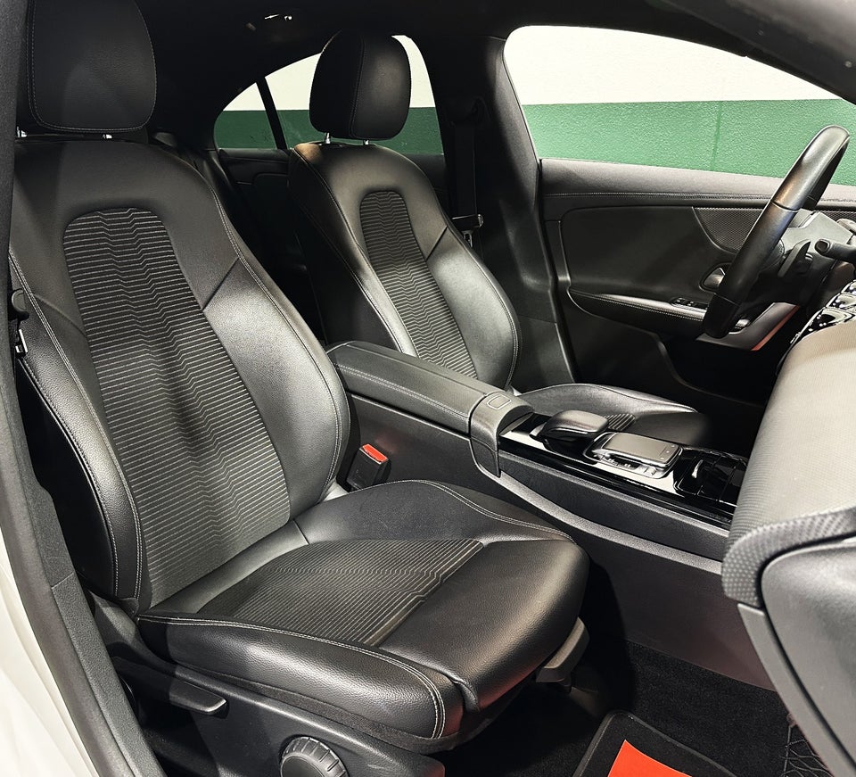 Mercedes CLA200 1,3 Progressive Coupé aut. 4d