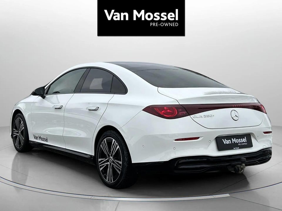 Mercedes CLA250+ EQ Progressive 4d