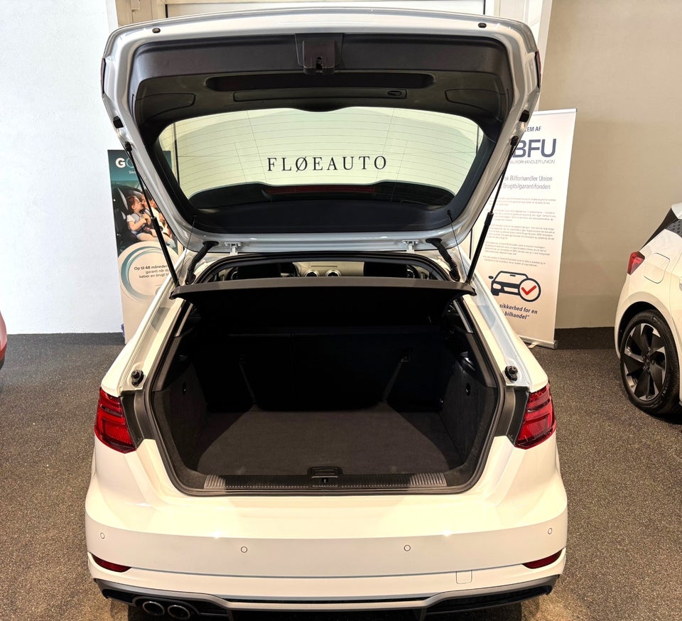 Audi A3 35 TDi S-line Sportback S-tr. 5d