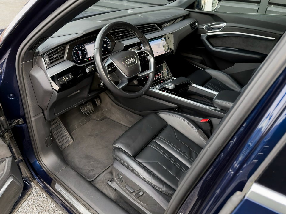 Audi e-tron 55 S-line Sportback quattro 5d