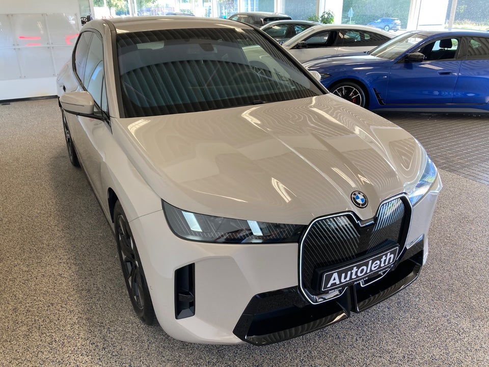 BMW iX xDrive45 M-Sport 5d