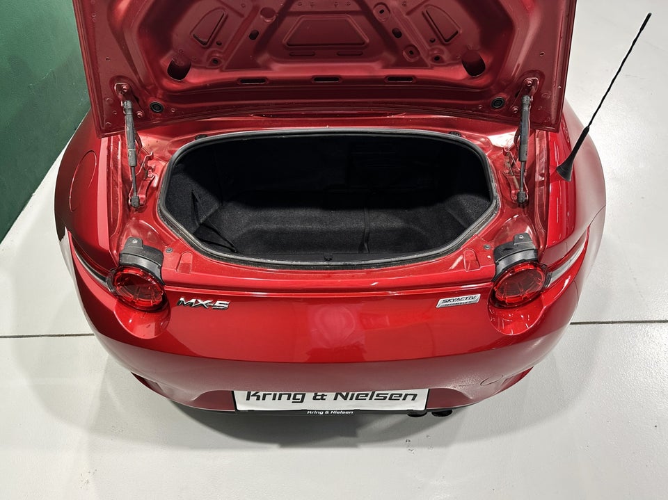 Mazda MX-5 1,5 SkyActiv-G 131 Roadster 2d