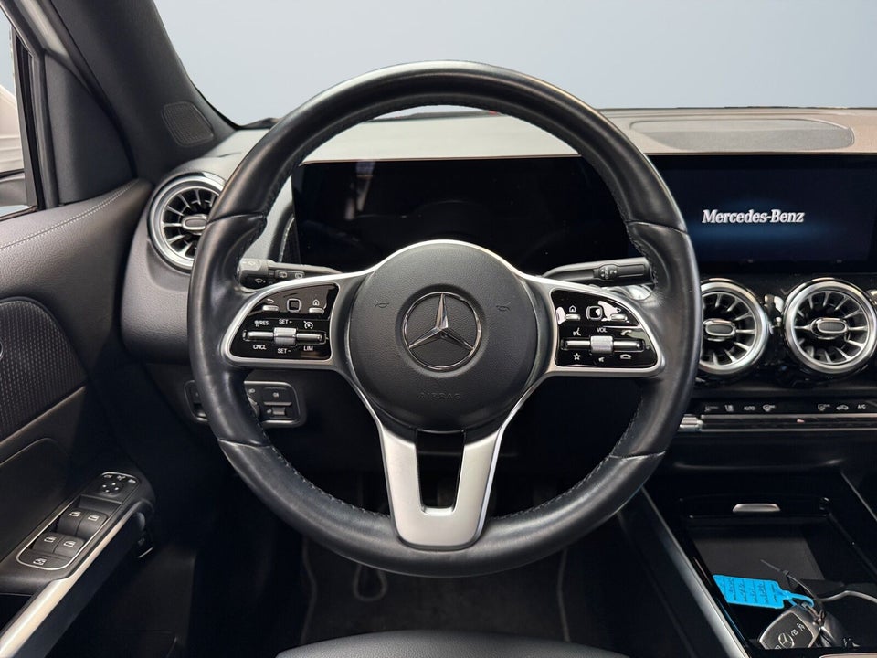 Mercedes EQB250 Progressive 5d