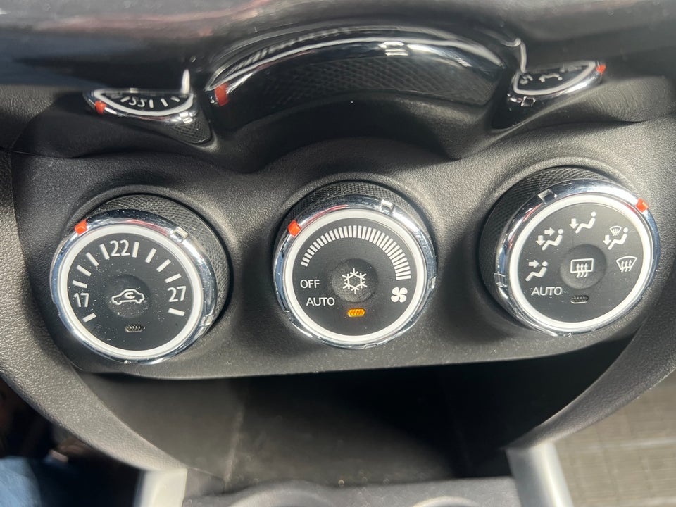 Mitsubishi ASX 1,6 Invite 5d