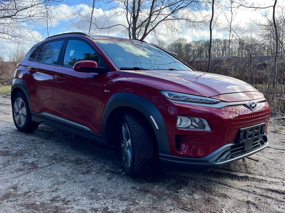 Hyundai Kona 64 EV Essential 5d