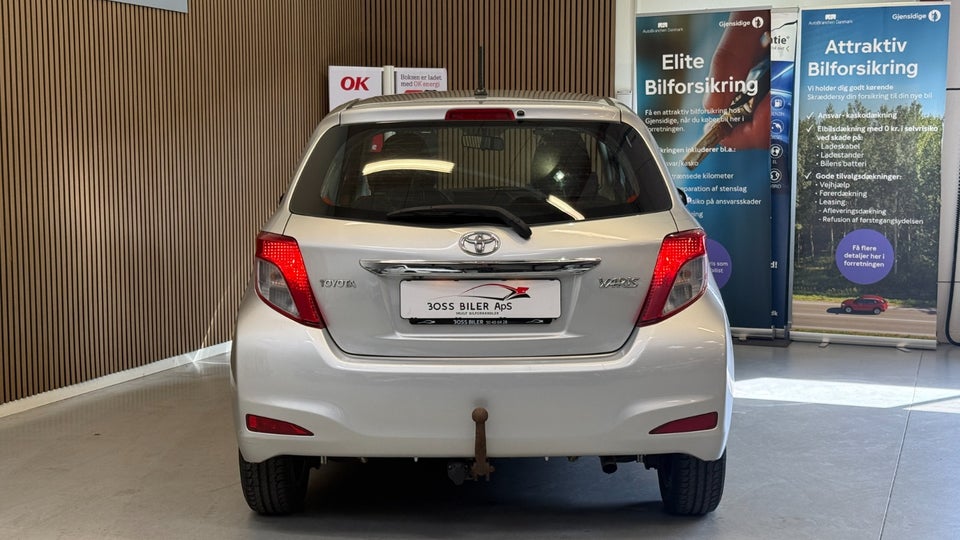 Toyota Yaris 1,3 VVT-i T1 5d