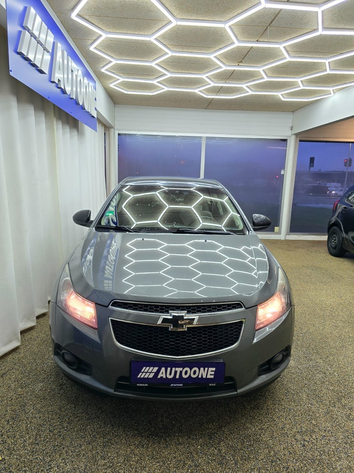 Chevrolet Cruze 2,0 VCDi 163 LS 4d