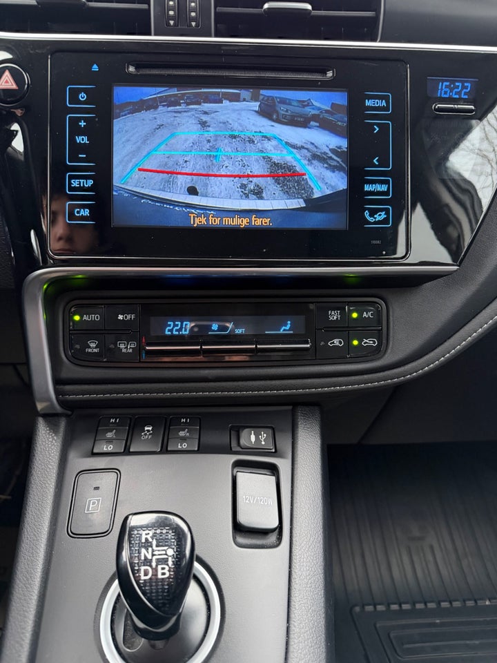 Toyota Auris 1,8 Hybrid H2 Comfort Touring Sports CVT 5d