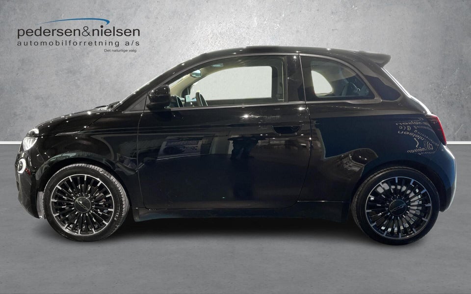 Fiat 500e 42 Icon 3d