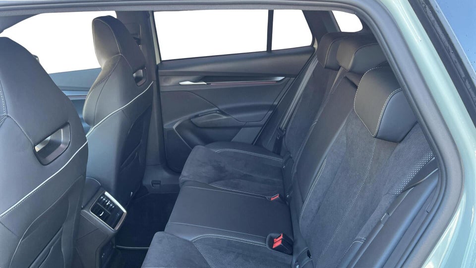 Skoda Elroq 60 iV Sportline Premium 5d