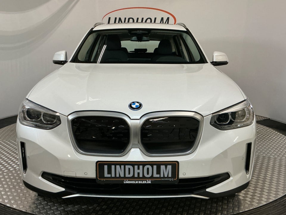 BMW iX3 Charged 5d