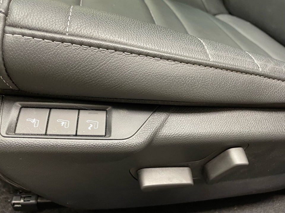 Citroën ë-C4 X 50 Palais Sky 4d