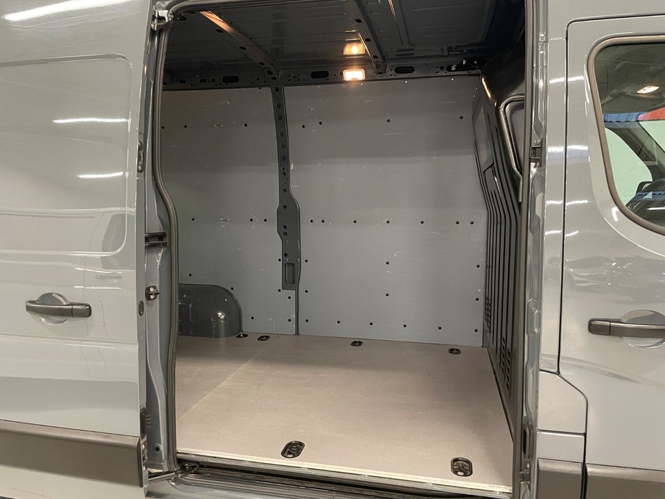 Renault Master IV T35 2,3 dCi 150 L2H2 Kassevogn aut.