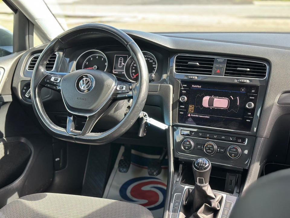 VW Golf VII 1,5 TSi 130 Comfortline 5d