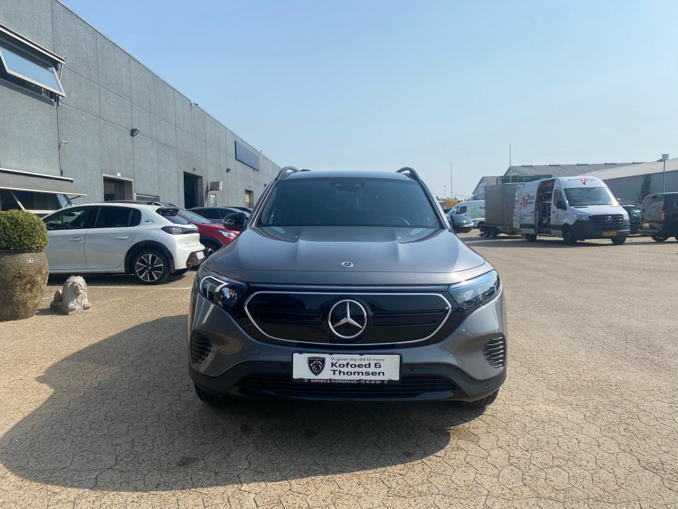 Mercedes EQB250 Progressive 5d