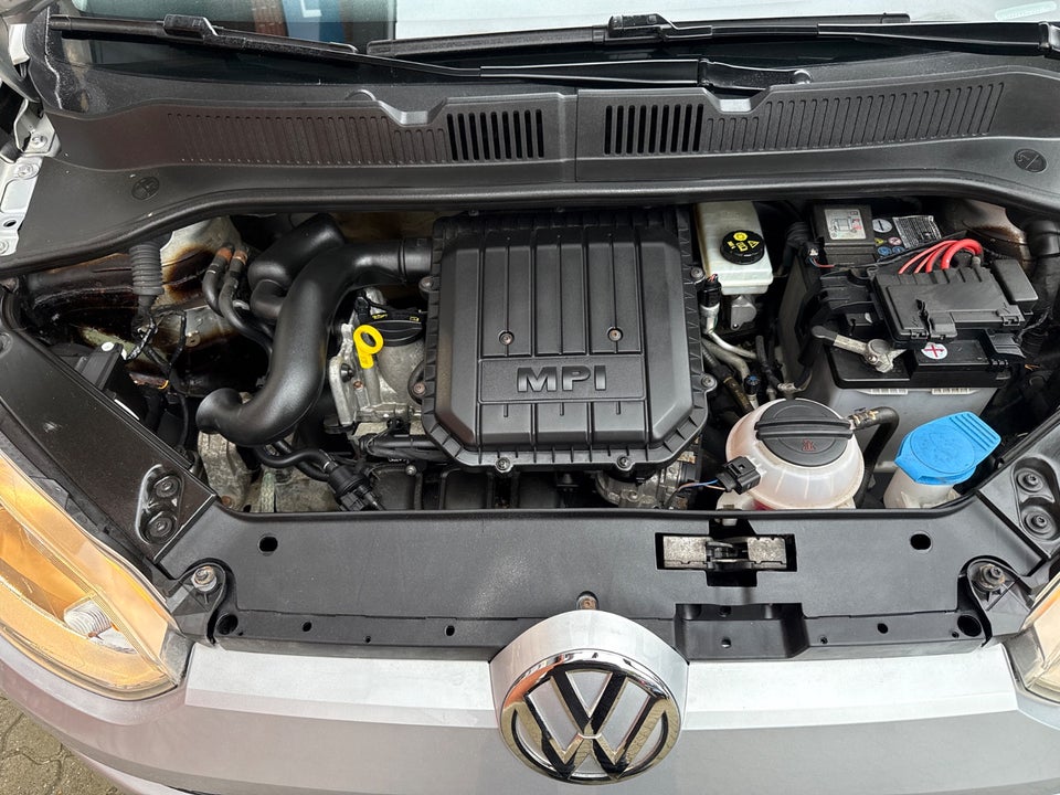 VW Up! 1,0 75 High Up! BMT 5d