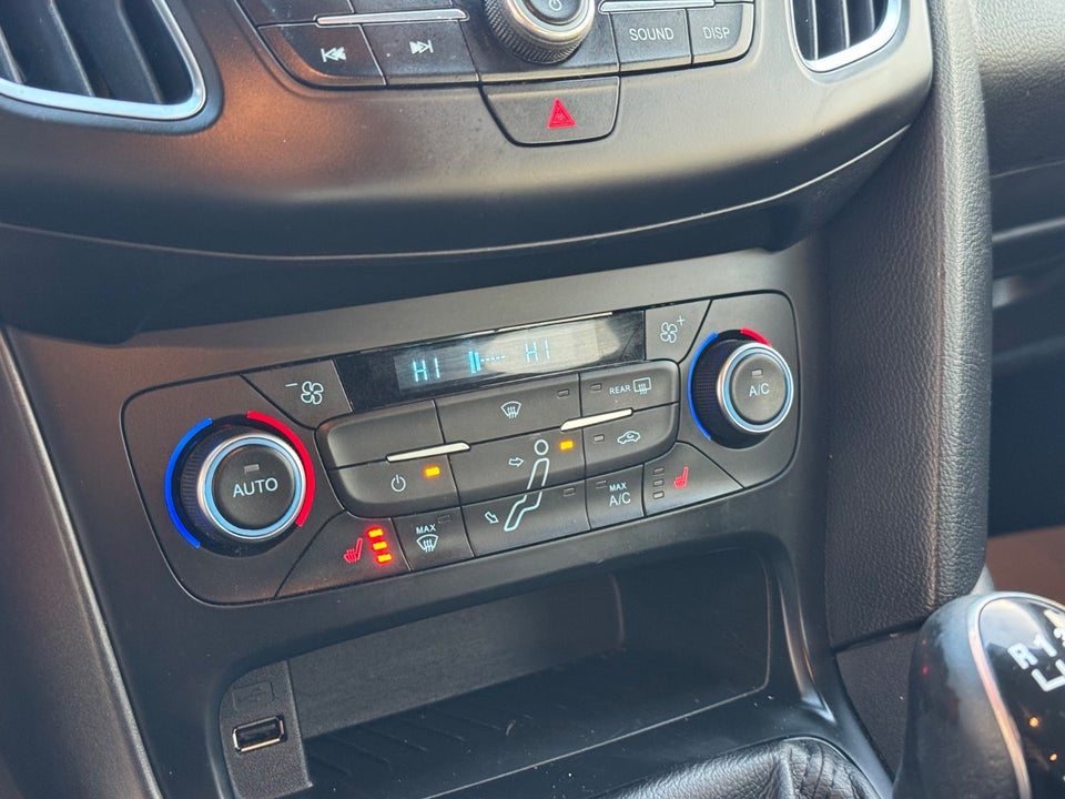 Ford Focus 1,5 TDCi 95 Titanium stc. 5d