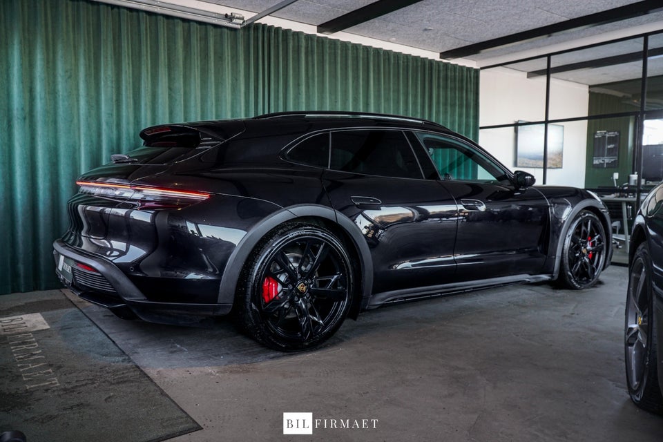 Porsche Taycan 4S Performance+ Cross Turismo 5d