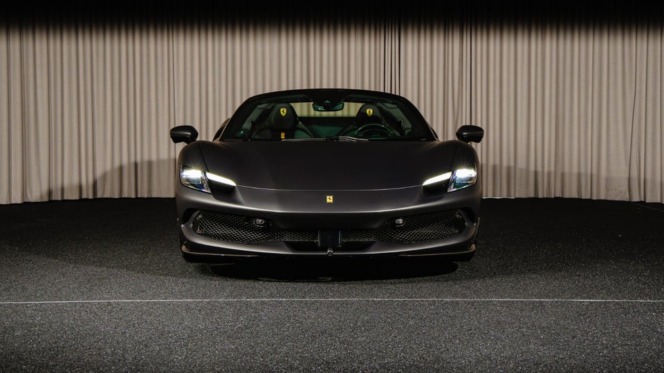 Ferrari 296 GTS 2,9 DCT 2d