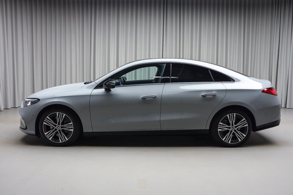 Mercedes CLA250+ electric Progressive Premium 4d