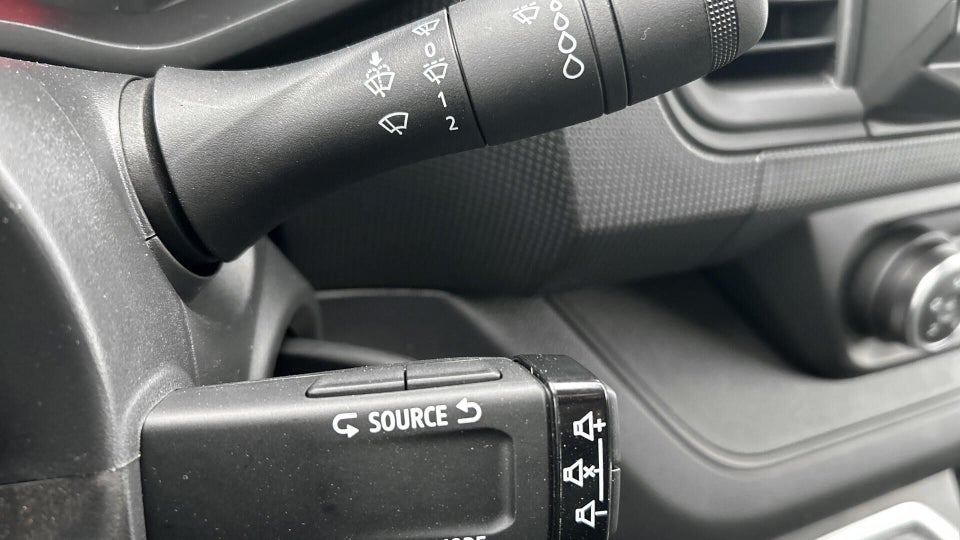 Renault Trafic 2,0 dCi 130 L2H1 Tekno