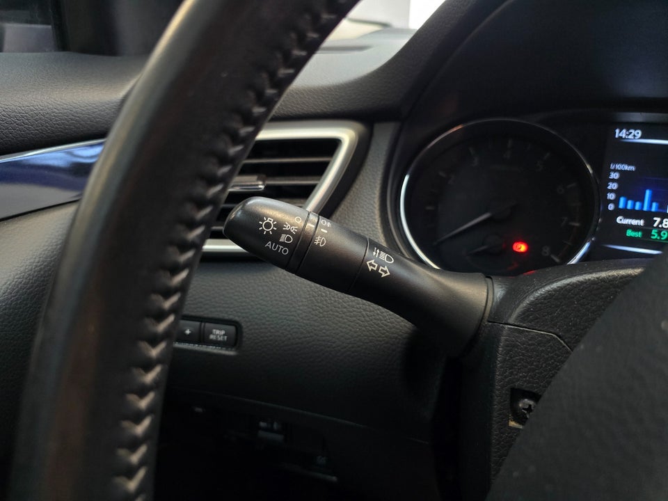 Nissan Qashqai 1,2 Dig-T 115 Acenta 5d