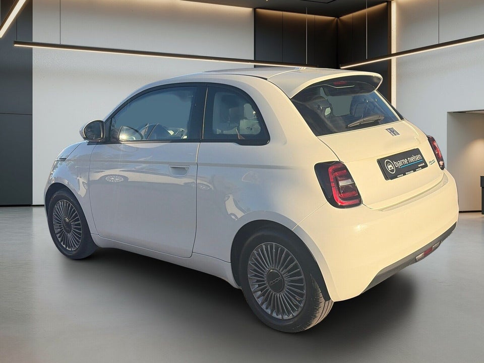 Fiat 500e 42 Icon 3+1 4d