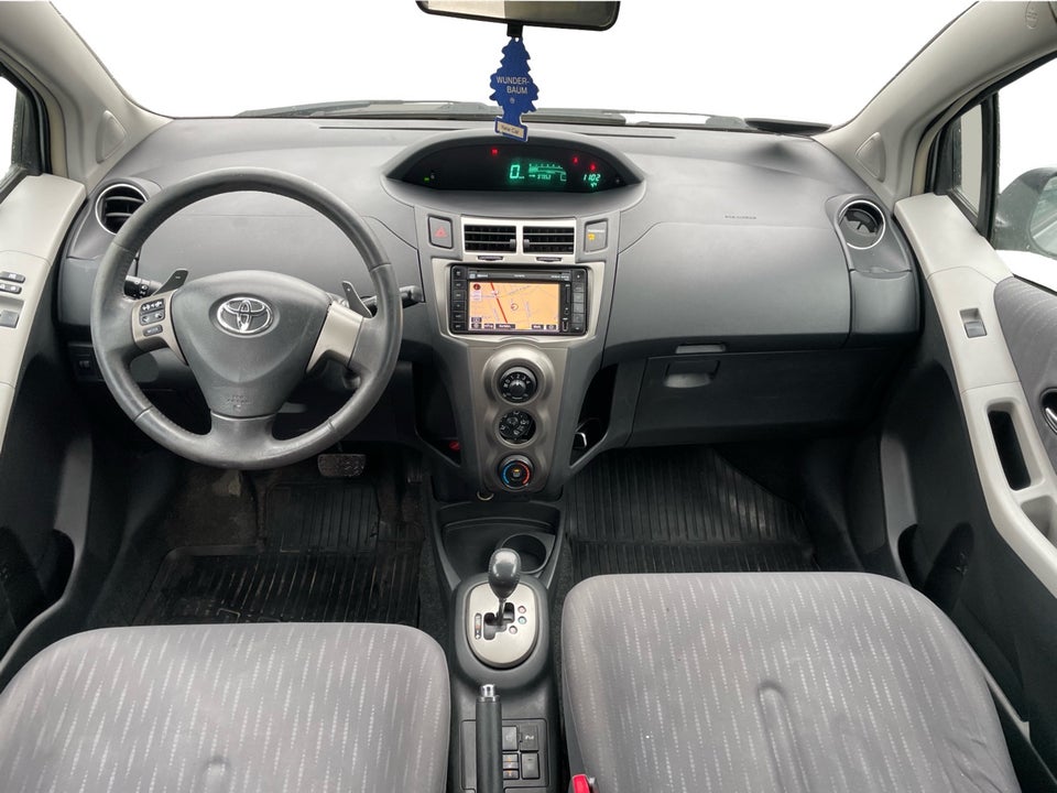 Toyota Yaris 1,3 S M/M 5d
