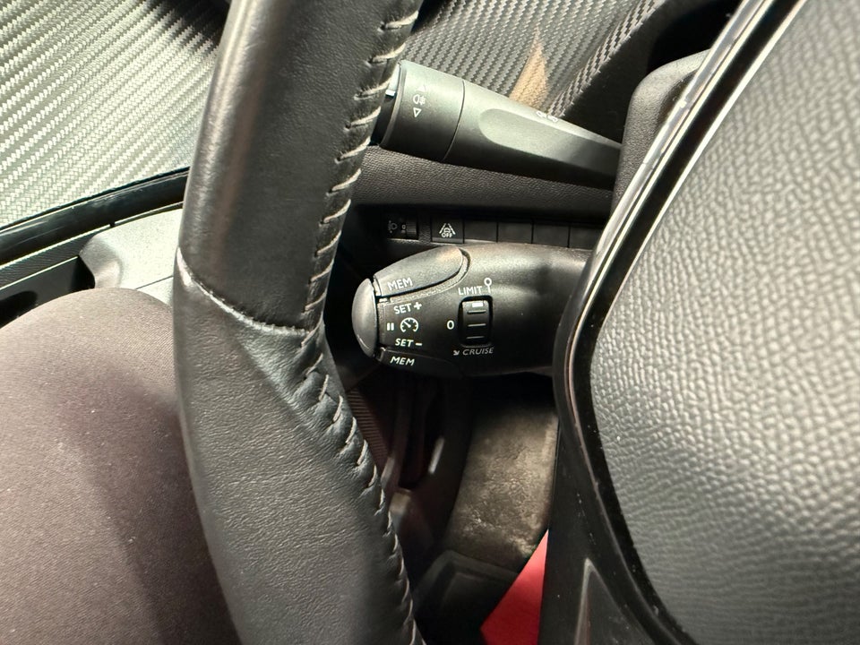 Peugeot e-2008 50 Active Pack 5d