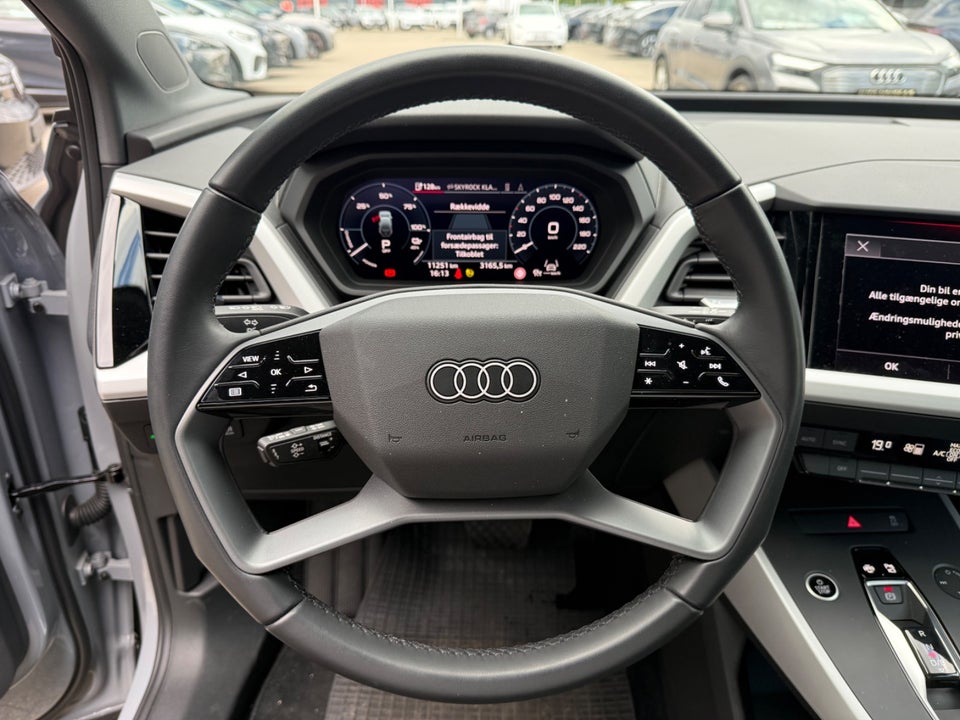 Audi Q4 e-tron 35  5d