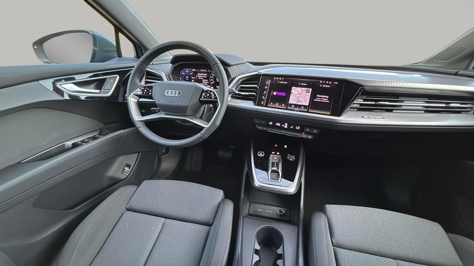 Audi Q4 e-tron 45 Advanced 5d