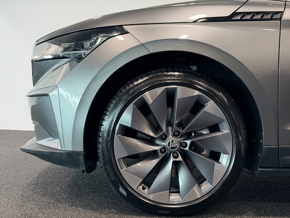 Skoda Enyaq 80 iV Suite 5d
