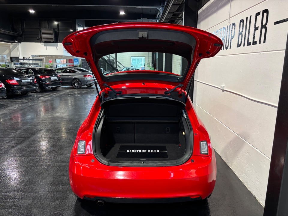 Audi A1 1,2 TFSi 86 Attraction Sportback 5d