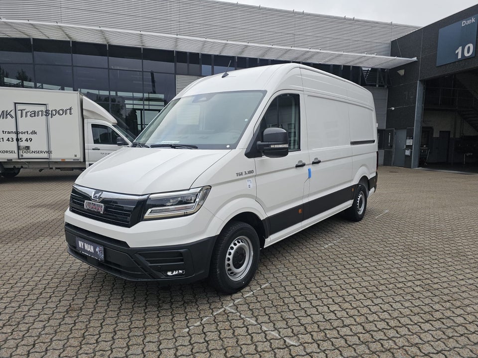 MAN TGE 2,0 3.180 Kassevogn L3H3 aut. FWD