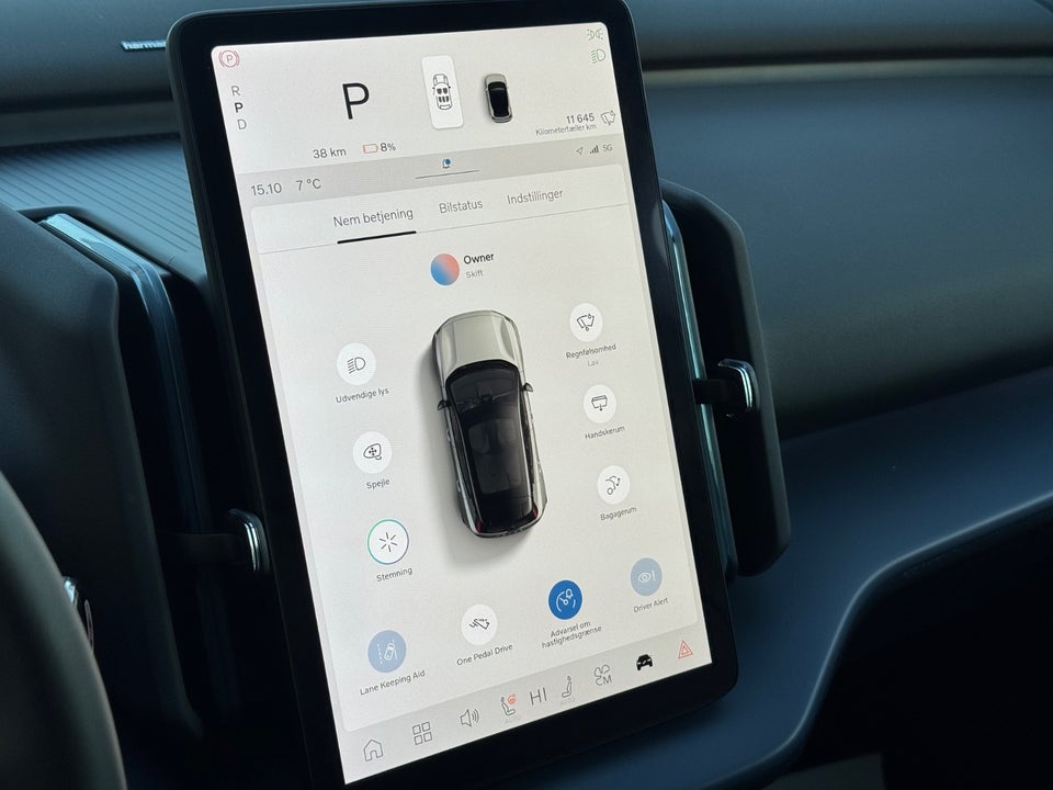 Volvo EX30 Twin Performance Plus 5d