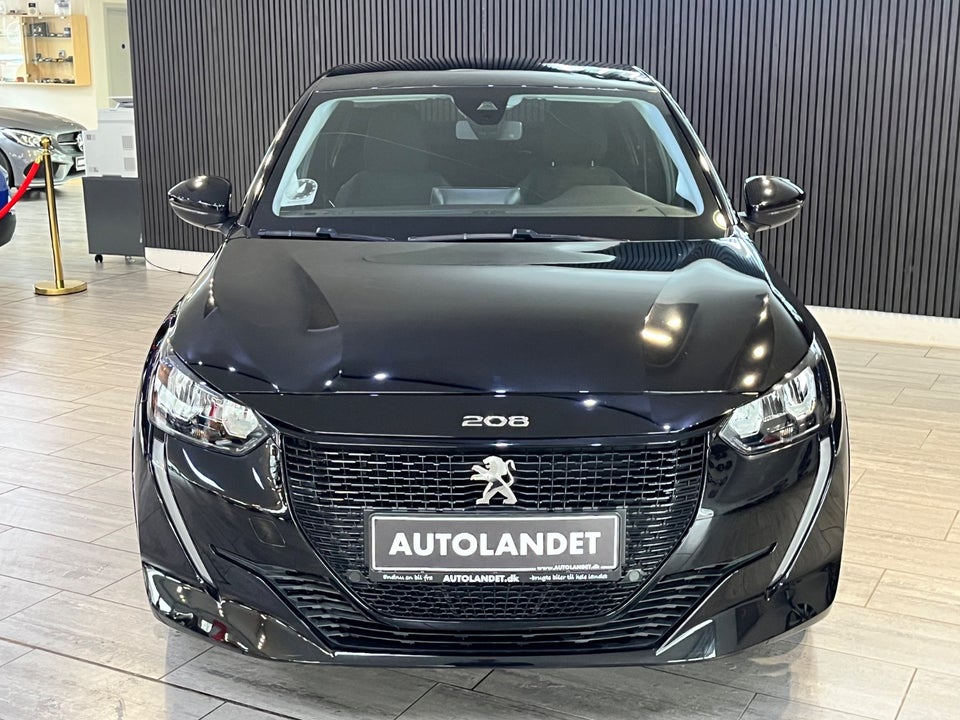 Peugeot e-208 50 Style 5d