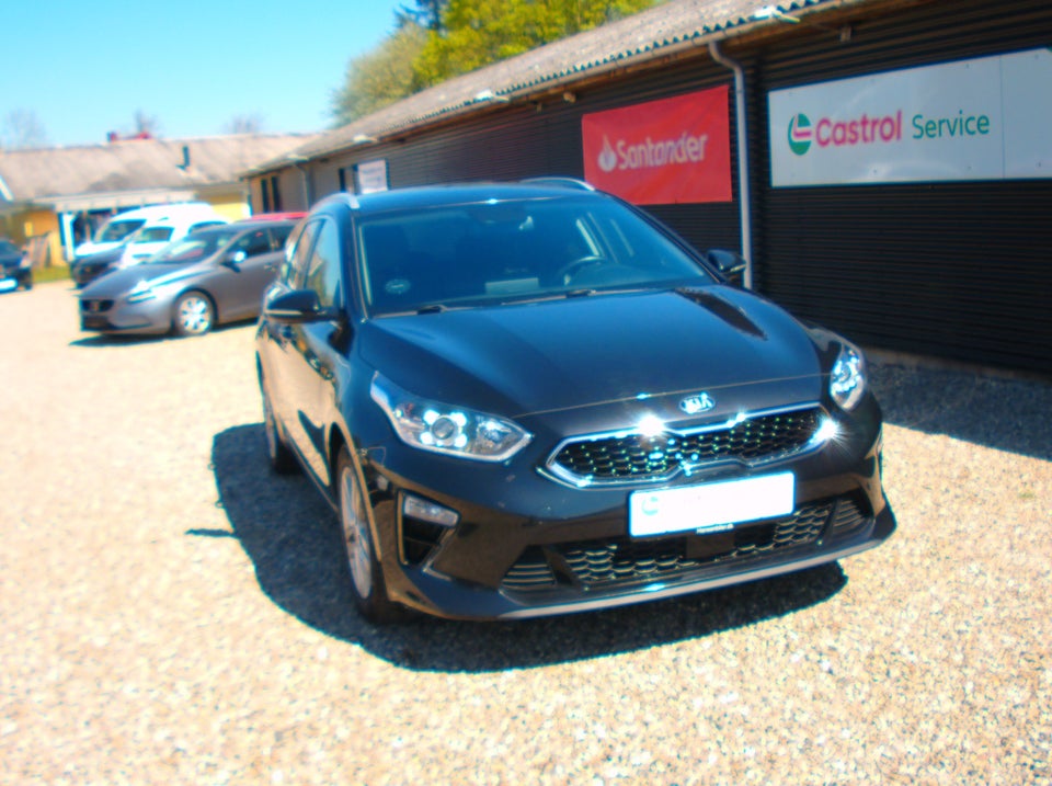 Kia Ceed 1,6 CRDi 136 Intro Edition SW 5d