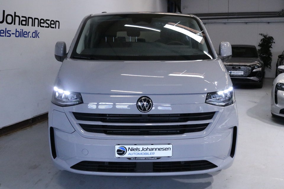 VW e-Caravelle 64 Basis SWB