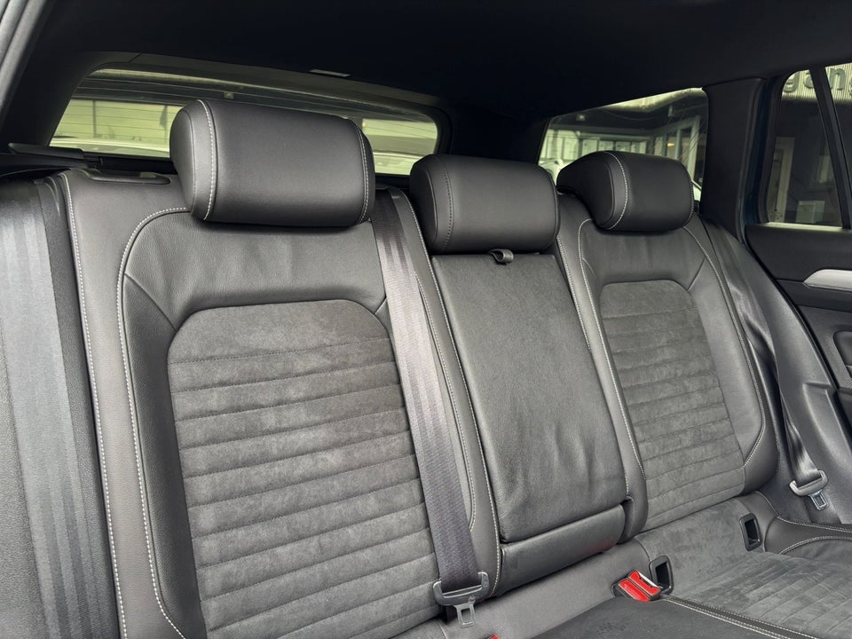 VW Passat 1,4 GTE High Variant DSG 5d