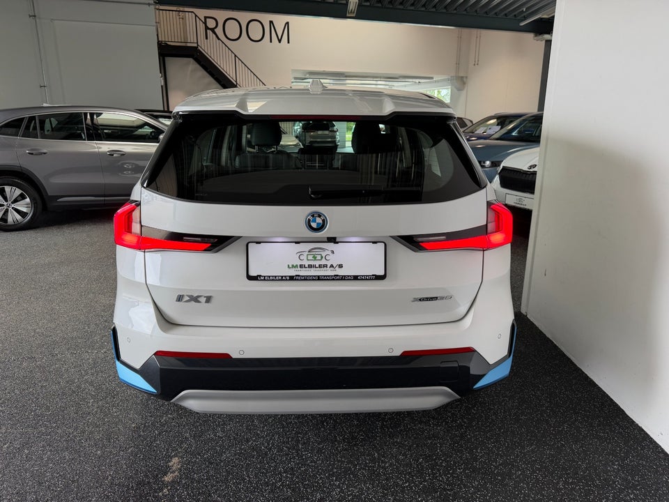 BMW iX1 xDrive30 X-Line 5d