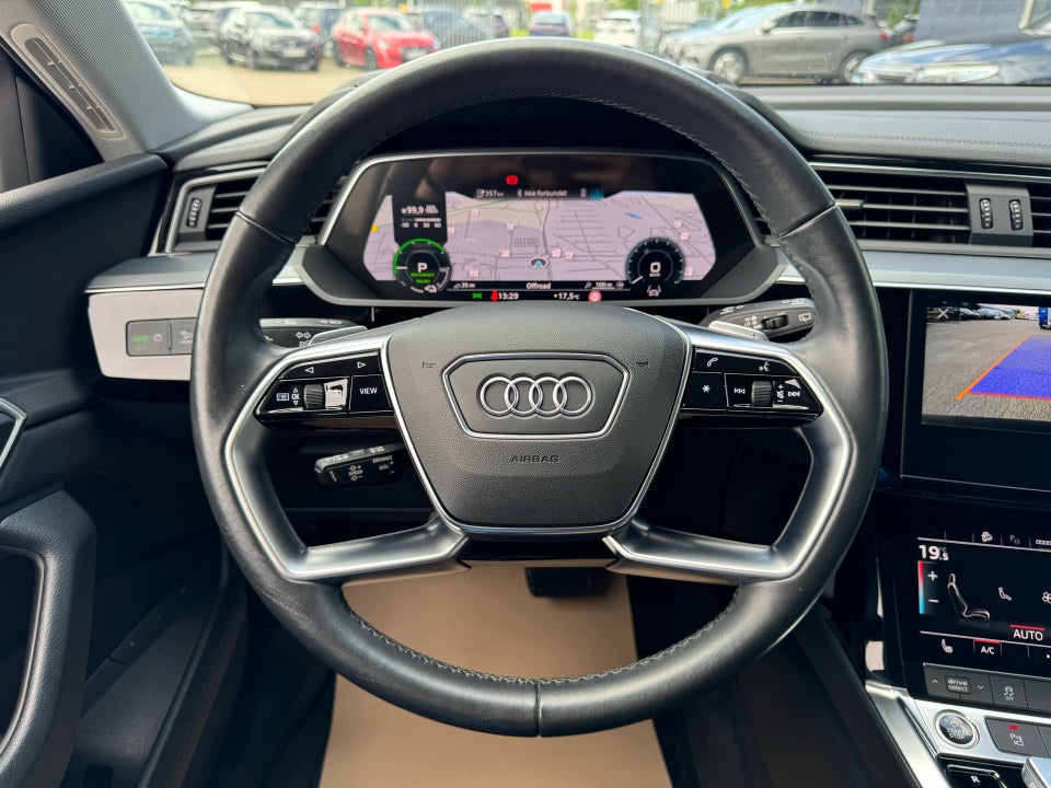 Audi e-tron 55 Advanced quattro 5d