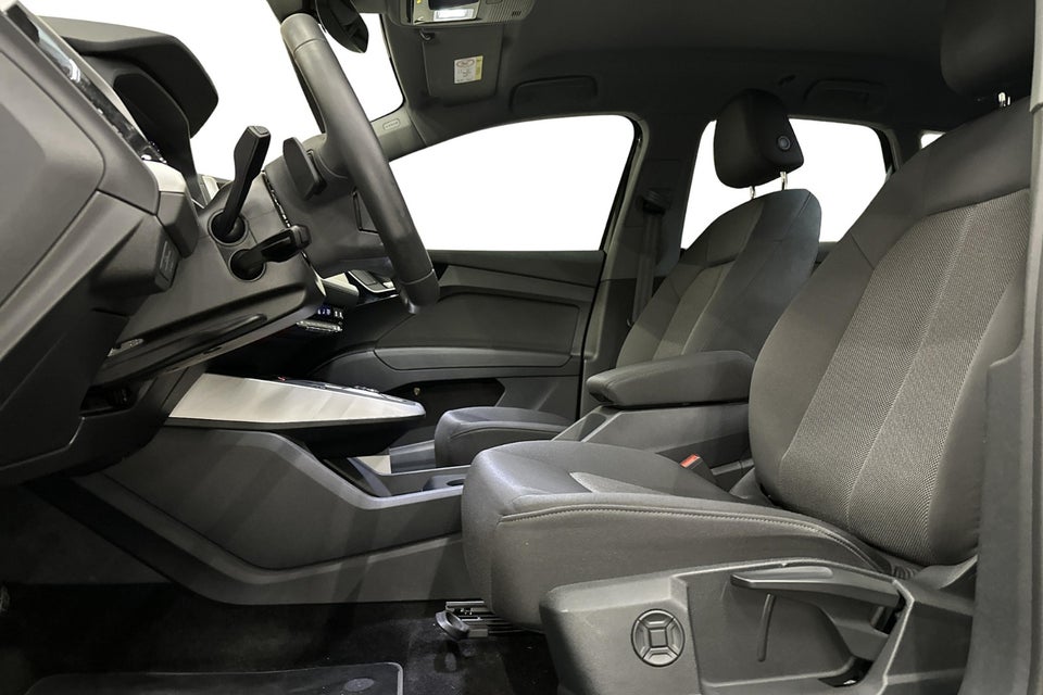 Audi Q4 e-tron 45 Progress 5d