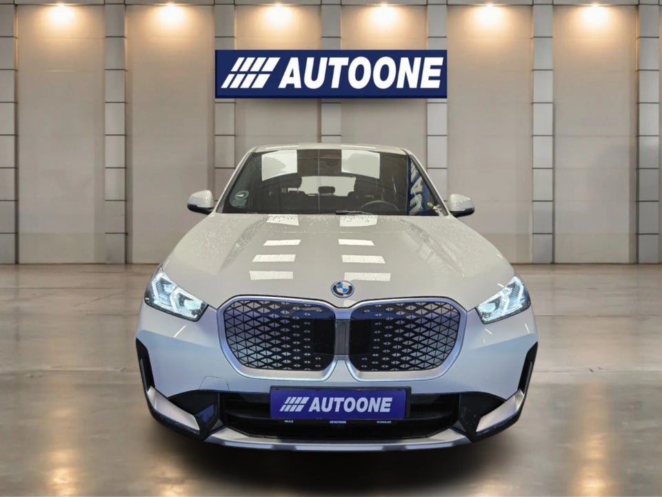 BMW iX1 eDrive20 X-Line 5d