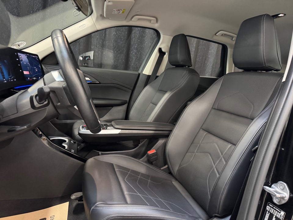 BMW iX1 eDrive20 X-Line 5d